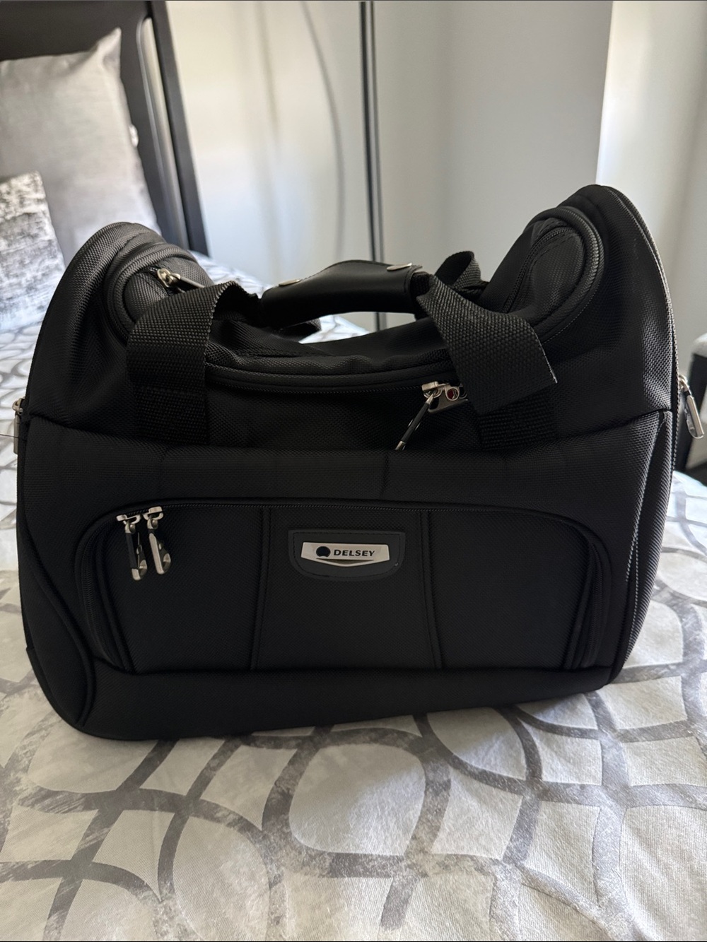 Delsey Black Men or women’s travel
Bag